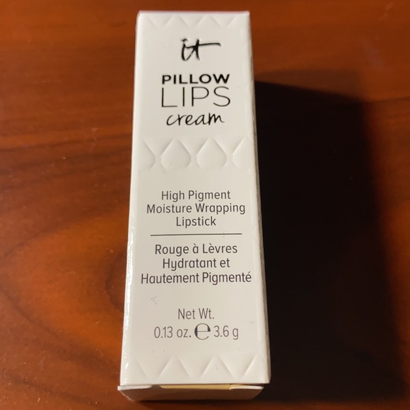 It pillow lips cream lipstick in fanciful - Picture 7 of 7